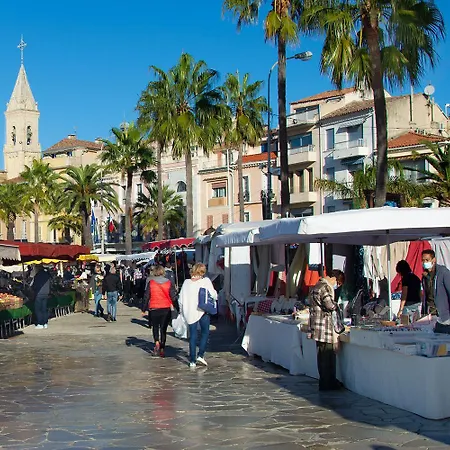 Les Pins De La Apartment