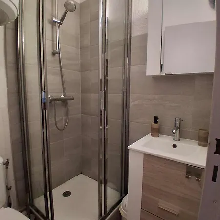 Les Pins De La Sanary-sur-Mer